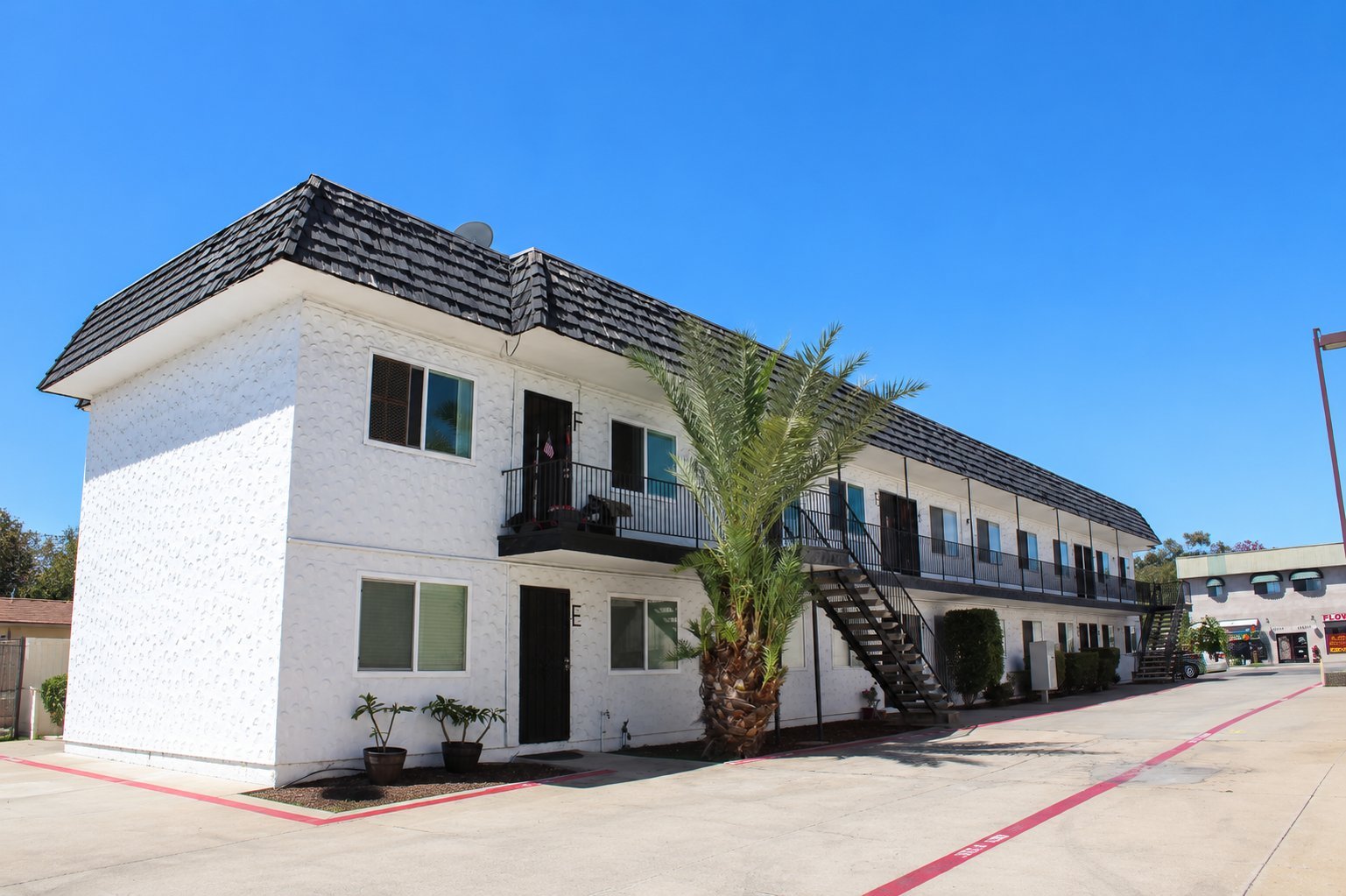 Chula Bella Apartments